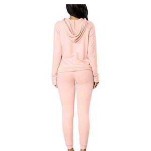 Conjunto de chándal con botones, diseñado con material de alta calidad, detalles elegantes y un ajuste cómodo, ideal para uso informal. - Product Image 2