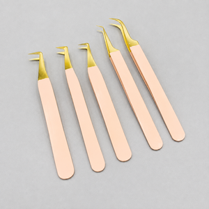 Ensemble de pinces à cils en acier inoxydable incurvé, couleur or rose, écologiques, durables, de qualité supérieure, pour les artistes professionnels en extensions de cils - Product Image 3