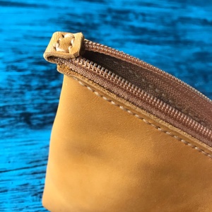 Sacs cosmétiques en cuir légers, imperméables et à séchage rapide, très demandés, à prix raisonnable, pour sacs de maquillage et de voyage, avec logo personnalisé - Product Image 4