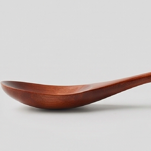Ensemble cuillère et fourchette en bois avec poignées noires, design minimaliste, couverts réutilisables pour la cuisine - Product Image 2