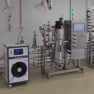 Refroidisseurs Capacité de refroidissement Performance du refroidisseur d'eau Refroidisseur d'évacuation de la chaleur Refroidissement par air industriel Equipement de l'eau Air - Product Image 4