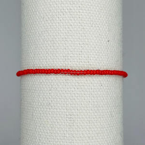 Ensemble de bracelets à breloques en perles rouges faites à la main, bracelets perlés minimalistes de luxe extensibles, couleur personnalisée, bijoux cadeaux en gros - Product Image 4