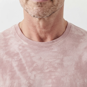 Camiseta de Hombre Estilo Urbano con Lavado Ácido, Diseño Sólido, Corte Holgado, 180 Gramos, 100% Algodón, Venta al Por Mayor - Product Image 5