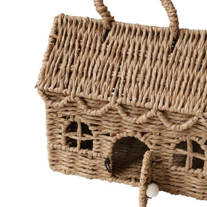 Panier de rangement en rotin tressé en forme de maison avec poignée, design bohème pour l'organisation de la chambre d'enfant - Product Image 5