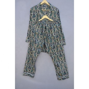 Conjunto de pijama con estampado Floral para mujer, ropa de dormir ligera y suave de seda para verano, novedad - Product Image 2