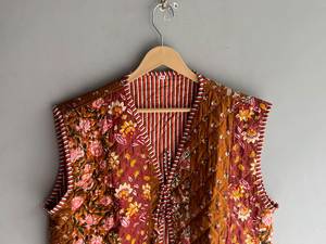 Floral <b>Quilted</b> Cotton Bomber <b>Jacket</b> Reversible Striped <b>Pattern</b> Short Sleeve Eco-Friendly Belt Closure for Women Spring GIFT for - Product Image 2