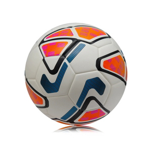 Ballon de football en cuir PU taille 5, certifié résistant à l'eau, 32 panneaux thermocollés, pour match professionnel, entièrement personnalisable | - Product Image 1