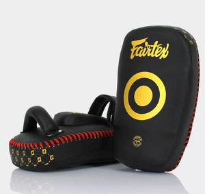 Pads de frappe Muay Thai de haute qualité en cuir de vachette et mousse PU EVA, durables et protecteurs pour l'entraînement Sanda, les arts martiaux, la boxe et le MMA - Product Image 2