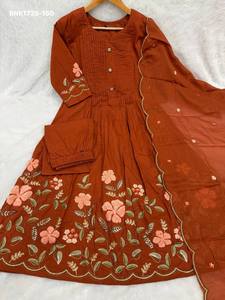 Kurti-Colletas Pantalón-Dupatta de Algodón Puro con Bordado Multihilo y Trabajo de Lúp, de Aspecto Elegante, para Mujer - Product Image 4