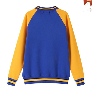 เสื้อสเวตเชิ้ต Sigma Gamma Rho Chenille ลายตัวอักษรกรีกสำหรับผู้หญิง สีน้ำเงินเหลือง แขนเสื้อแบบแร็กแลน มีกระเป๋า คอกลม เสื้อพูลโอเวอร์สำหรับชมรมนักศึกษา - Product Image 2