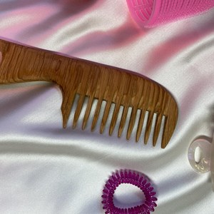 Handmade 100% Natural Green Sandalwood Hair <b>Comb</b> <b>Wide</b> Tooth Wooden <b>Comb</b> for Curly Hair for Home Use Natural Crafts - Product Image 2