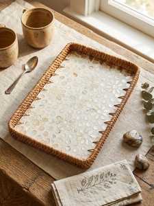 Plateau carré en rotin - Plateaux décoratifs et de service en bois - Petites, moyennes et grandes tailles - Options naturelles et colorées - Product Image 2