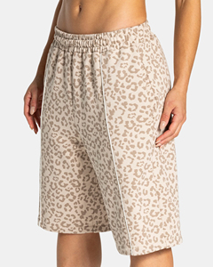 Shorts Bermuda Femme en Coton Premium 100% avec Broderie 3D Personnalisée, Imprimé Léopard et Passepoil – Jorts Longs de Qualité Supérieure - Product Image 2