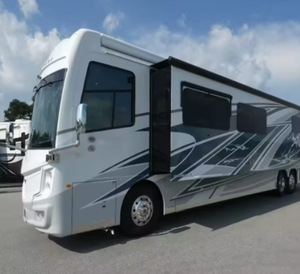 Autocaravanas de Lujo Confortables 2024 2023 2025 Fleetwood Palisade 4-5DS Euro 6 Emisión 4-6 Pasajeros - Product Image 2