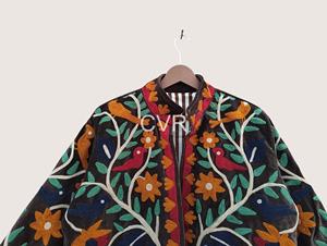 Manteau en velours à col mandarin brodé à la main avec motifs floraux, style bohème pour femmes adultes, manches longues, vêtement d'extérieur pour l'automne - Product Image 2