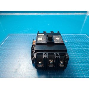 Disjoncteur à boîtier moulé Fuji SA203BAUL, utilisé comme pièce détachée pour équipement semi-conducteur d'époque - Product Image 3