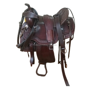 Sillín de montar a mano de aspecto elegante hermoso Western Horse Pleasure Trail hecho de cuero real con juego de tachuelas a juego - Product Image 1