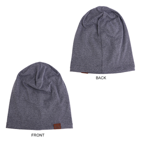 Gorro Unisex Rojo Sólido Estilo Slouchy con Parche de Cuero, Gorro de Invierno de Algodón - Product Image 6