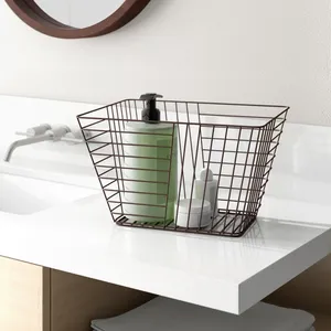 Cesta de Hierro con Asa de Madera Hecha a Mano, Elegante, Decoración para el Comedor, Organizador Metálico Premium, Espacios Modernos - Product Image 5