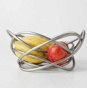 Corbeille à fruits en fil métallique argenté, design géométrique moderne, bol de rangement pour la cuisine, porte-fruits - Product Image 2