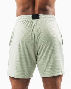 Vente en gros de shorts de sport respirants à séchage rapide pour hommes taille élastique avec cordon de serrage shorts de sport de fitness décontractés et solides - Product Image 3