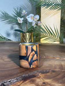Quemador de Incienso de Resina Epoxi y Madera Natural, Hecho a Mano por Artesanos, Soporte para Varillas y Conos, para Meditación, Yoga, Aromaterapia y Estilo Moderno - Product Image 2