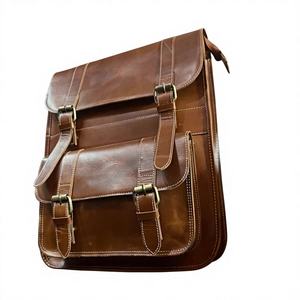 Sac pour ordinateur portable en cuir véritable Logo personnalisé imprimé Sacs de voyage Usage unisexe Thème Article le plus demandé Sacs en cuir Vente - Product Image 1