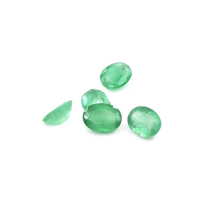 Émeraudes zambiennes naturelles, ovales calibrées 5x7mm, pierres précieuses facettées naturelles, prêtes à l'emploi pour la création de bijoux. - Product Image 1