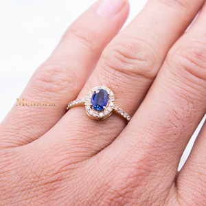 Bague vintage en or jaune 18 carats avec saphir bleu naturel et diamant pour femme, vente en gros - Product Image 5