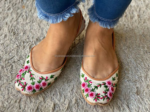 Combo Set <b>Jutti</b> With Clutch Indian Heavy <b>Jutti</b> Women Stylish Clutch - Product Image 3