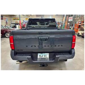 Toyota Tacoma TRD Sport 2025, Doble Cabina, 4x4 - Product Image 3