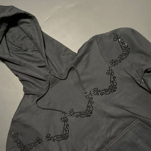 Sudadera con Capucha Personalizada con Pedrería, 100% Algodón, para Hombre y Mujer, Colores Personalizados, Estilo Urbano, Transpirable y de Secado Rápido - Product Image 2