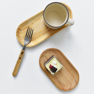 Best Quality Handcrafted Mango Wood Charger Plate Classic Design Polished Finish Microwave Safe Lid Stand for Wedding Table - Product Image 4