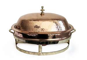 Plat de service ovale en cuivre martelé à la main de 21 pouces avec couvercle sphérique et bain-marie pour garder les boissons chaudes sur tous les types de cuisinières - Product Image 4