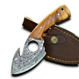 Couteau de chasse et de camping EDC en acier Damas forgé à la main, personnalisable, avec trou pour le pouce et crochet de dépecage, support OEM/ODM, vente en gros - Product Image 1