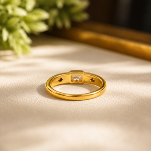 Anillo de Plata de Ley 925 con Engaste Empotrado, Bisel con Corte Esmeralda, Anillo de Boda con Diamante, Anillo de Compromiso Clásico con Moissanita para Mujer - Product Image 5