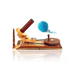 Wholesale Natural Wooden Yarn Winder Hand Crank Cable Winding <b>Machine</b> <b>Portable</b> Fiber Ball Winder for Knitting Wooden Yarn Winder - Product Image 4