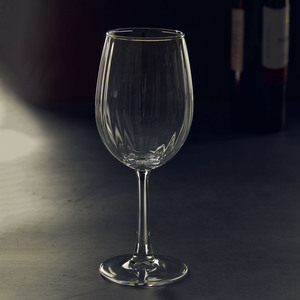Copa de Vino de Borosilicato Premium de 350 ml, Tallo Largo, Diseño Minimalista y Elegante, para Cafetería, Bar, Restaurante, Venta al por Mayor - Product Image 1