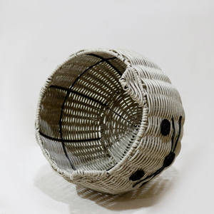 Organizador de mimbre de plástico ecológico elegante, lindo diseño de cara de gatito para accesorios de habitación de guardería ordenados - Product Image 6