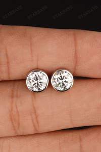 Aretes Elegantes con Diamantes Cultivados en Laboratorio, Oro de 18K, Certificación IGI, Joyería Minimalista con Diamantes para Uso Diario, para Mujer - Product Image 3