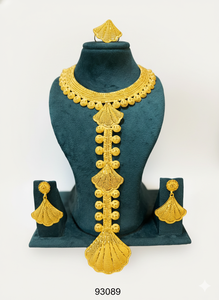 MOLL JEWELLERS Ensemble de collier pendentif en filigrane de luxe plaqué or 24 carats avec zircon et motif floral pour mariée, certifié par une tierce partie - Product Image 2