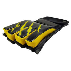 Guantes de MMA Profesionales First Fitness, Negros de 2 Tonos, para Entrenamiento, Sparring, Grappling, Boxeo y Muay Thai - Product Image 4