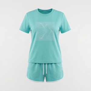 Ensemble sportif 2 pièces pour femme, t-shirt à manches courtes et short au-dessus du genou, imprimé géométrique, séchage rapide, polyester tricoté, coupe classique - Product Image 1