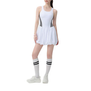 Robe de tennis personnalisée pour femme, respirante, coupe ajustée, idéale pour le golf, la course, le badminton, les activités sportives et les activités de plein air - Product Image 1