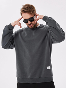 เสื้อสเวตเชิ้ตผู้ชายผ้าฝ้าย 100% น้ำหนักเบา แฟชั่นสีพื้นเรียบง่าย คอกลม ระบายอากาศได้ดี เหมาะสำหรับฤดูหนาว - Product Image 5