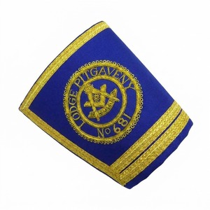 Insignias Bordadas a Mano de Alta Calidad, Ecológicas, 3D, para Coser, en Tela de Terciopelo Azul con Bordado Dorado en el Centro - Product Image 3