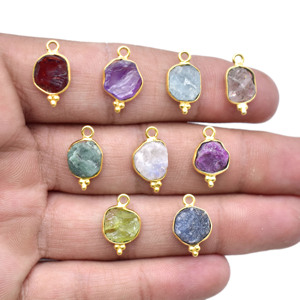 Pendientes colgantes con gema de rubí – Pendientes de gancho con piedra roja en bruto, chapados en oro, joyería de moda con piedra de nacimiento de julio - Product Image 2
