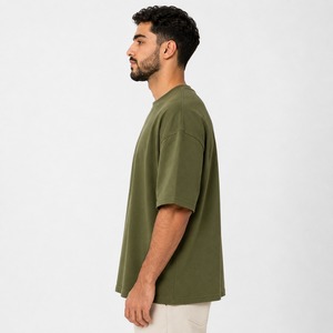 T-shirts surdimensionnés de qualité supérieure pour hommes, avec une texture douce, une forme confortable, une liberté de mouvement facile, une sensation respirante et une qualité durable. - Product Image 4