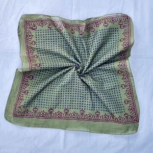 Pañuelos Tradicionales con Estampado Paisley, Ligeros, de Algodón, para la Cabeza o el Cuello, Ideales para Actividades al Aire Libre y Uso Diario - Product Image 3