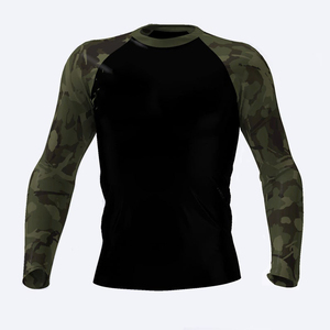 Men's Fitted MMA Rash Guard <b>Long</b> <b>Sleeve</b> <b>Compression</b> <b>Shirt</b> Camouflage Print Moisture Wicking Sportswear for Mixed Martial Arts - Product Image 1